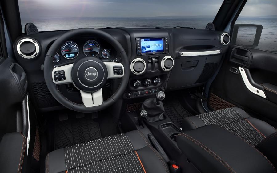  Jeep Wrangler Arctic 2011 года  (фото 5 из 10)